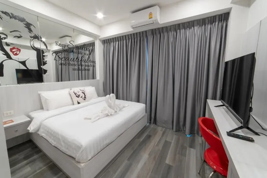 Modernes Zimmer im Frankies-Inn